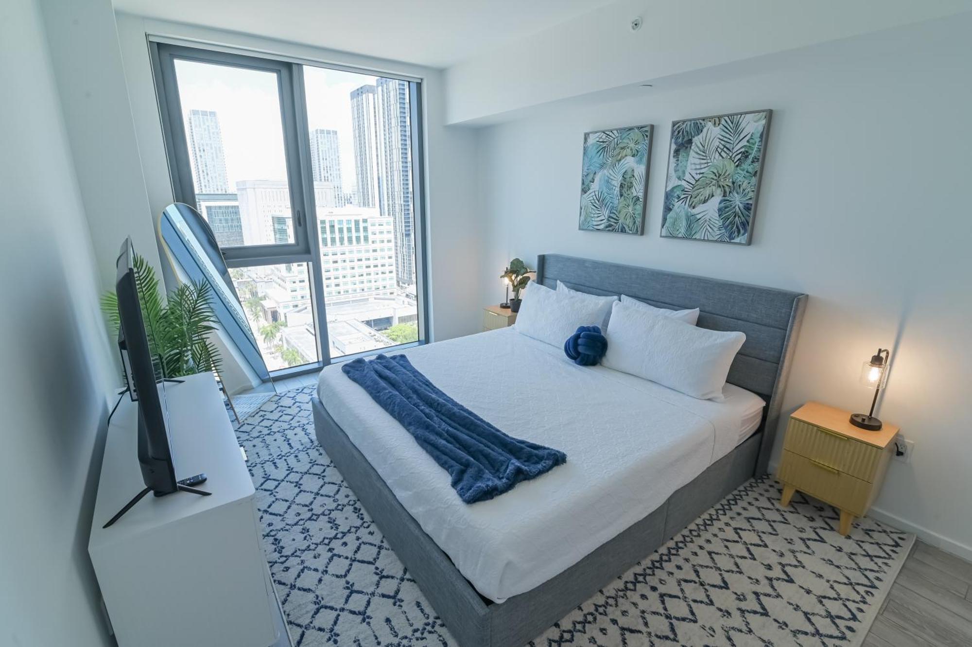 Luxurious King Bed Suite In Downtown מיאמי מראה חיצוני תמונה